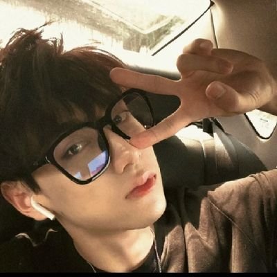 HoaiMa31631's profile picture. 