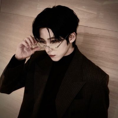 mozaikmd's profile picture. Doppelganger - It's all about that magnetic charm and easygoing style of him.