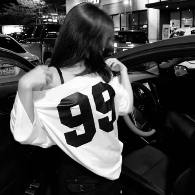 staaa_mor's profile picture. kbhi blessed, kbhi depressed.