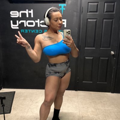 sweetbriizy's profile picture. Powerlifter. 551/303/501. 3x All Time World Record holder. Autism. Music. Cannabis 🍃