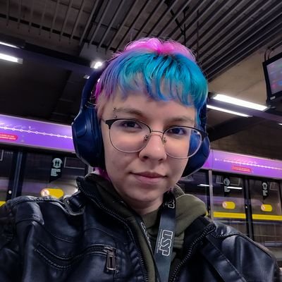 whalienbymoon's profile picture. 바다 갖고 싶어 널 온통 들이켰어 - Sea, BTS | 18yo ★ AH/SD | inglês (C1) | física - USP (2/8)💫 | BTS, Jão, mandarim, Mo Dao Zu Shi, astrobiologia e física dos materiais💜