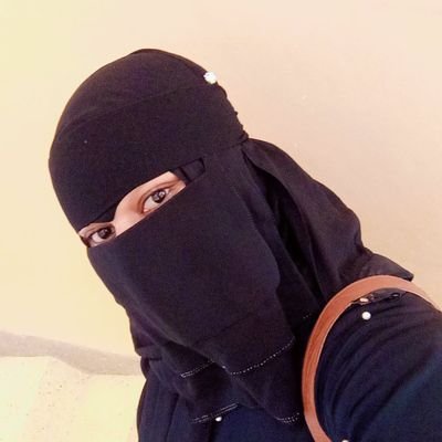 Halimaprinces's profile picture. Boy mum ❤️
Wanted to be a lawyer but now I cook & sell cars in Mombasa.