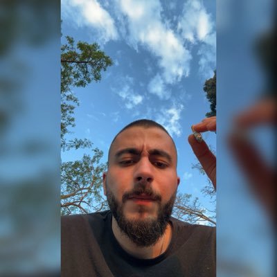 erenovic09's profile picture. bizim bagajımızdan sandalye çıkmaz haberiniz olsun