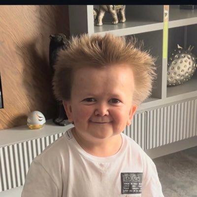 YeniKelaynak's profile picture. Web3 Tavşan Atlet