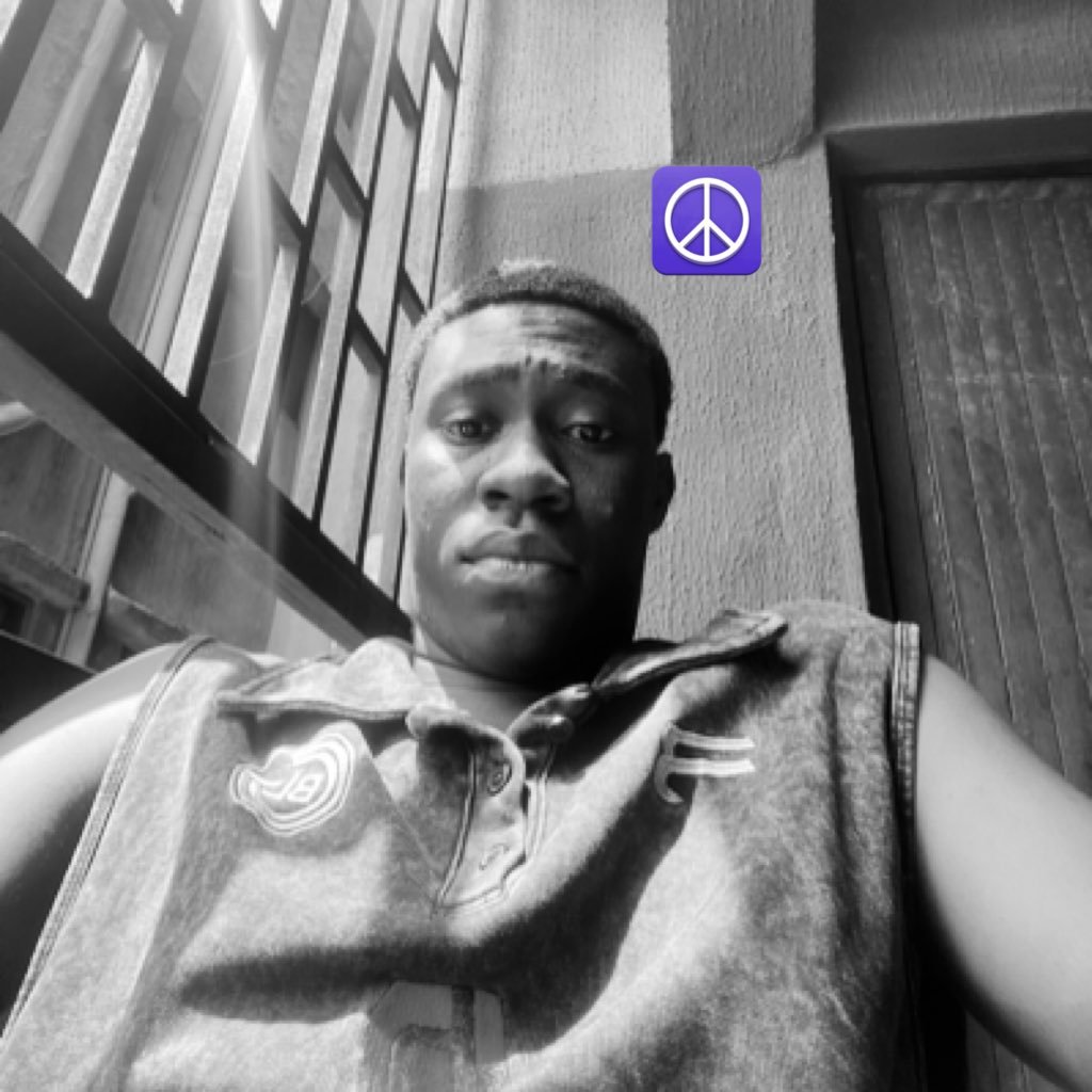 EducoFelix's profile picture. irregular🎱