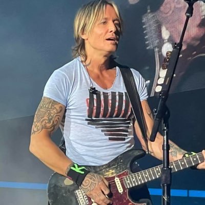 maryamife129239's profile picture. 