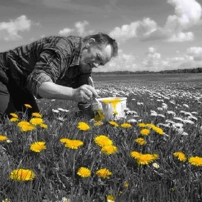 KhargoshBabu's profile picture. Emotionally Unavailable for everyone except the one.