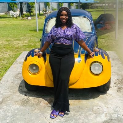 __Ibukun_Oluwa's profile picture. music lover, rap to be precise/Everything hair / Writer/ tech enthusiastic 👩‍💻/ Oouites// NF obsessed 🎧🖤/I follow back/ https://t.co/ac3nUrLLai