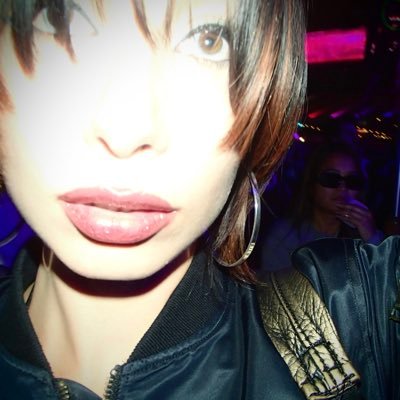 bentevviolet's profile picture. 