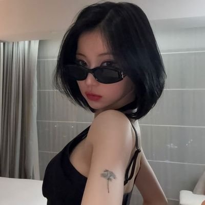 maiples's profile picture. hunter • freetag