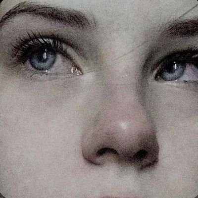 oihcfyv's profile picture. 🖤