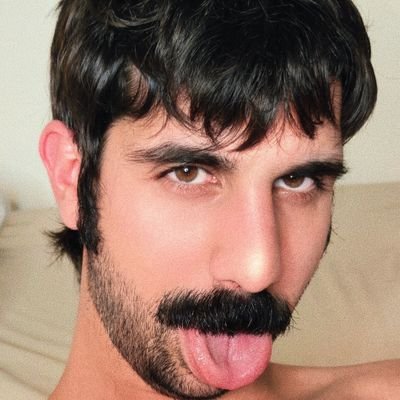 Le0nChevalier's profile picture. 🔞+ NSFW  🗡 Knight Rider 🗡   🎮Gaymer🎮