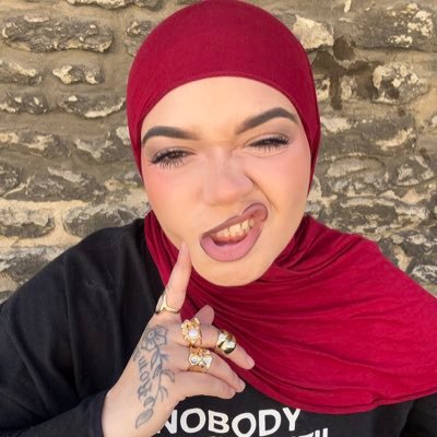 Tata_drapi's profile picture. Jamais dans la tendance toujours dans la bonne direction