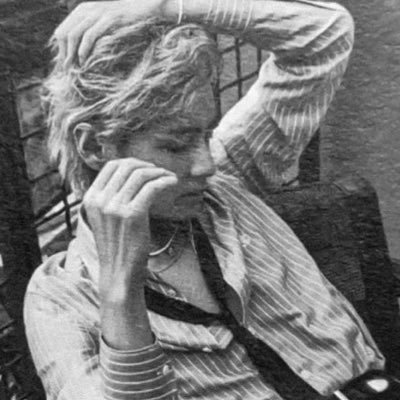 aursdv's profile picture. yapping about it boy tae