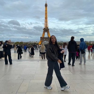 Claudiadcc01's profile picture. 