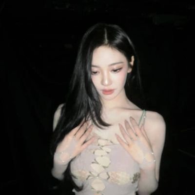 Wuzann1741131's profile picture. 