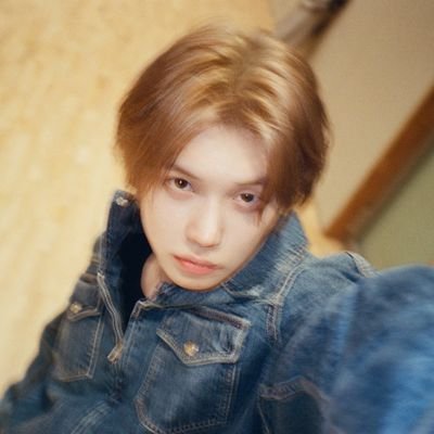 y1june's profile picture. 