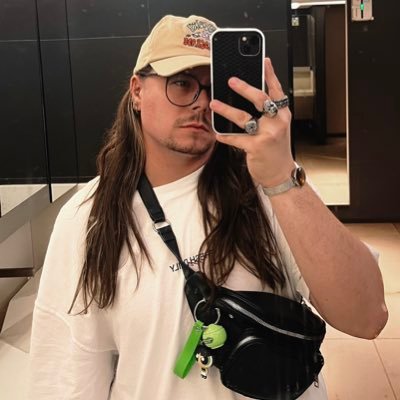 hottsgo's profile picture. call me hot not pretty