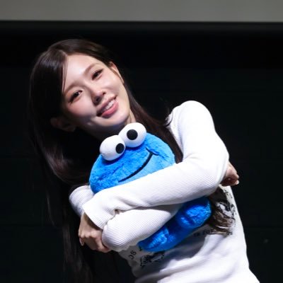 i_miss_noodle's profile picture. 求其啦｜ “It is the time you have wasted for your rose that makes your rose so important.” ｜cr. i_miss_noodle is required if you repost ｜❌二改 ❌re-edit