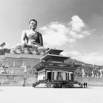 deepvn_'s profile picture. Seeking wisdom, spreading kindness. 🌼 | Tathāgatasāvako ☸ | དགེ་སློང་། | 🌺