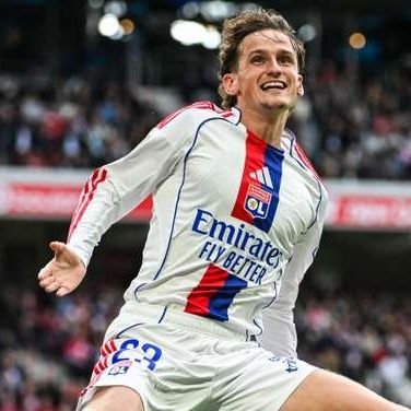 thiem_memphis's profile picture. ⚽ OL/FCVB 🎾 Dominic Thiem/Alex Bublik 🏀 Memphis Grizzlies/ASVEL 🏉 LOU 

Fidèle aux dieux de Rome 🏛️
Triade tutélaire : Jupiter, Apollon et Minerve🪉