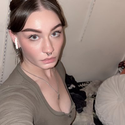 massacredgirl's profile picture. 27 yr old misanthropic Jewess for the freedom of Palestine & #1 Disembodied stan – xxx