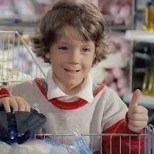 MynameH725's profile picture. Sono il piccolo H7-25, vengo da un pianeta extraterrestre, ora sono cresciuto, alcolizzato, disoccupato e posto charts quando sono al cesso.