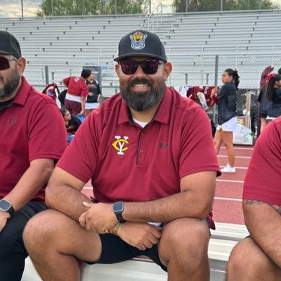 Ray_Rodriguez79's profile picture. Colton High School Head Coach/ Offensive Line Coach🏈 🐝 (CA). Texas Southern University Alumni 🐅 🏈