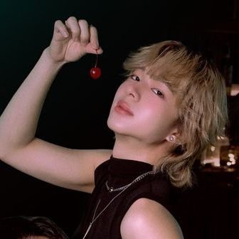 nyuchawarin's profile picture. ㅤㅤ
ㅤㅤ
ㅤㅤ