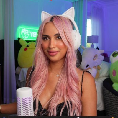 BCBaccker__'s profile picture. Coder turned streamer https://t.co/0etUrypDJH trade w me https://t.co/ODVhsdNl86 O foundor @yayahousedotfun |ctw |bing bong V Partner @Ledger