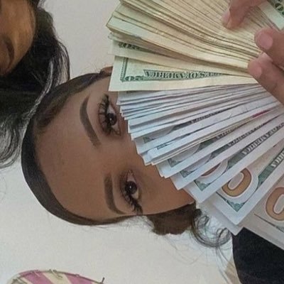 Goddessriahna's profile picture. I'm looking for obedient wallets. No time wasters.💋