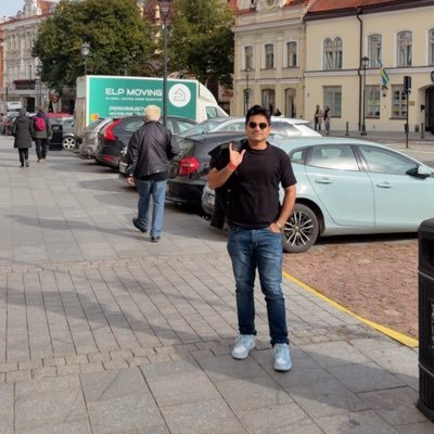 goonerfromind's profile picture. Arsenal till i Die..... Federer..... Sachin..... Hrithik Roshan..... Mumbai Indians(Rohit Sharma).....