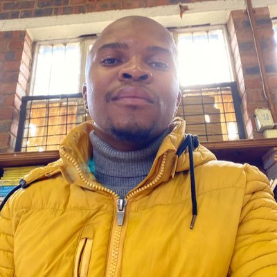 SbohSibisi's profile picture. not broken, just bent.