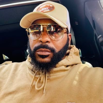 PAWATPRO's profile picture. Str8, DL, Bi curious clean bros /Privacy is 🔑🤫🤐 Must be 18+ /I’M THEE THROAT KING 💦👅 /I Give Throat Hugs on 🎥 /DM for Collabs/Hmu if you need a cam man😈