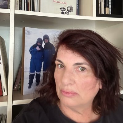 RickyCohen4r's profile picture. סופרת, משוררת, עורכת ויזמית מועדון הסקרנות: פלטפורמה ללמידה מקוונת, הרצאות תרבות ורוח, קהילה של רעיונות.