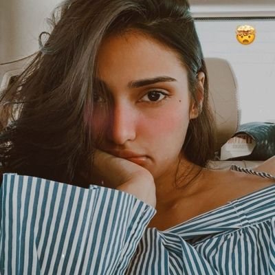 d_stellarqueen's profile picture. — in the field of roses, she is a wildflower 🪞