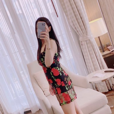 rosegzjp's profile picture. 