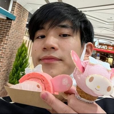 maNona012's profile picture. ติ่งระยะสุดท้าย