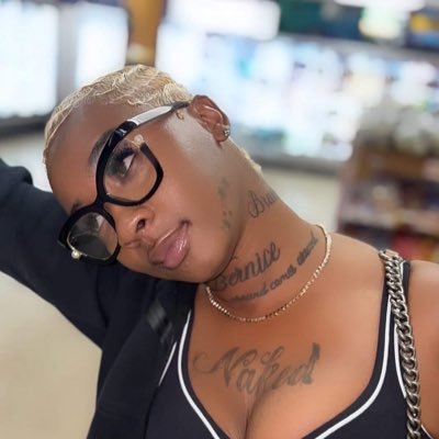 Baldiefineass__'s profile picture. (IG: Baldiefineass__ ) Sexy Private Chef 👩‍🍳 • Entertainer - Brand Ambassador • Now Accepting all bookings : Bfabookings69@gmail.com