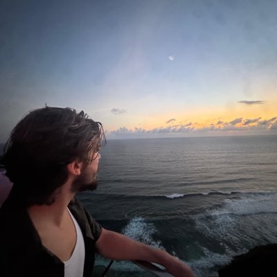 X01074's profile picture. 🖕