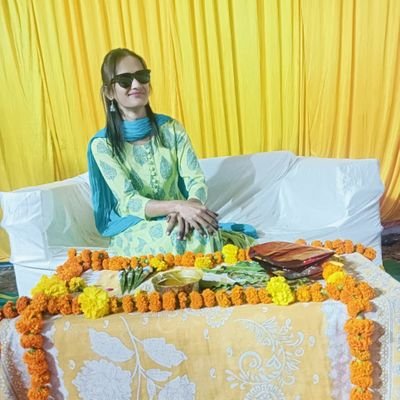pinkysaini980's profile picture. 🥰अगर किसी चीज़ को दिल से चाहो तो पूरी कायनात उसे तुमसे मिलाने में लग जाती है|  🥰