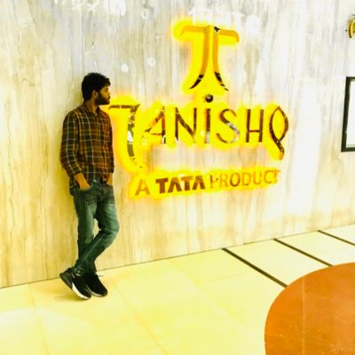 MinuMinukhan314's profile picture. All the books existing today, will became useless by 2035