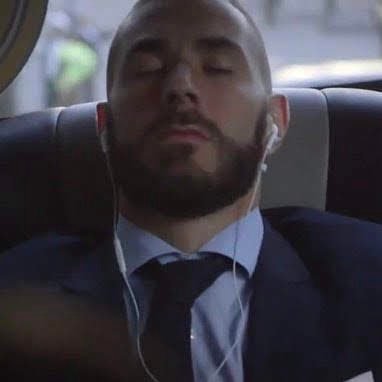 KukuSnoow's profile picture. Me quieren tumbar Floyd Mayweather en Las Vegas