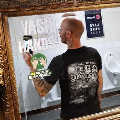 Proantman1979's profile picture. I am on Instagram and Facebook and Snapchat and WhatsApp.