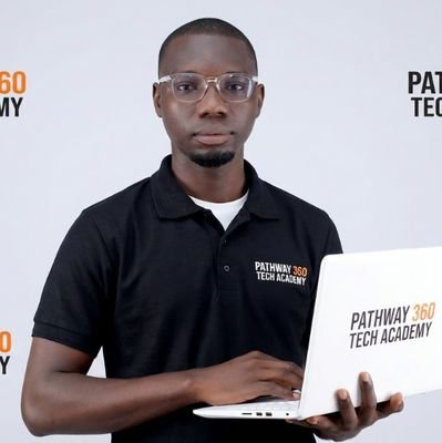 Duromighty99's profile picture. Data Analyst°📊|Award Winning Writer|Humanitarian🫂||Author°📚||Computer Instructor°🖥️||Psychologist°🧠||Founder @Official_DDBF ||Unilorin AlumnuslArsenal💙°⚽