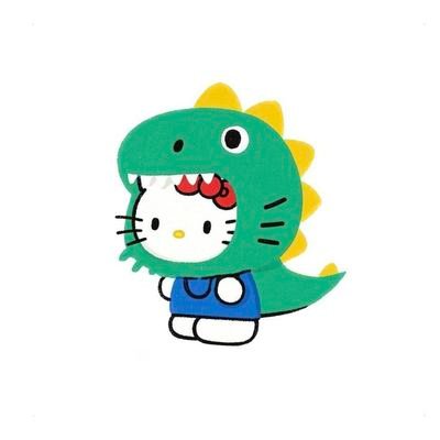 fluffyBuns_10's profile picture. ...CHAOTIC BEING ...

Note: NO sliding in the  DMs please 🥺!