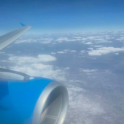 TechFlyerB777's profile picture. Airplane and Tech lover!