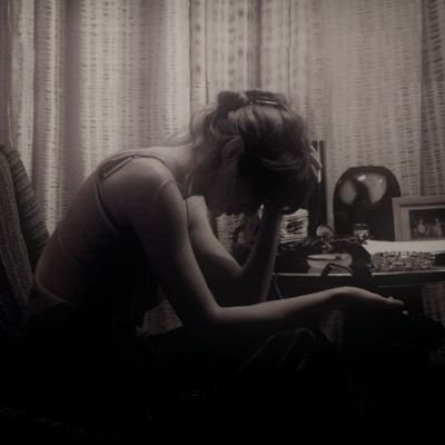 snowdayji's profile picture. but my mama told me it's alright