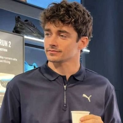 33rst4ppen's profile picture. 