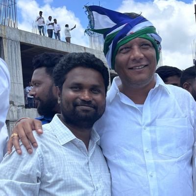 Lokesh07849216's profile picture. ఆంధ్రప్రదేశ్  శ్రీ సత్యసాయి 🙏 #YSRCP 🇸🇱 🙏 🇸🇱    
జై @ysjagan 🇸🇱 అన్నా జై జై @YSRCParty  🇸🇱 🙏 ...  https://t.co/6Ai43wP51d